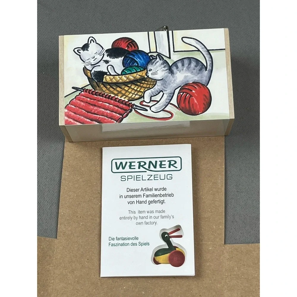 Wolfgang Werner Spielzeug German Wooden Toys Music Box Cat Music Box #686 - Picture 6 of 16